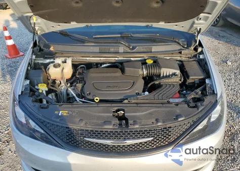 2022 Chrysler Voyager Lx from USA, damaged, VIN 2C4RC1CG9NR229576